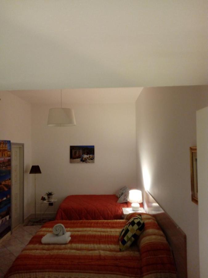 Ospitalita Barocca Room Vida Noto Eksteriør billede